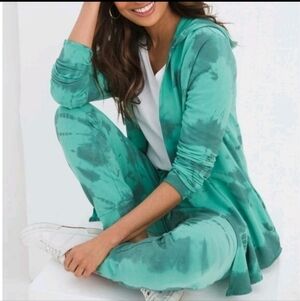 Chico's Zenergy Green Tie Dye Jogger Pants & Open Front Hoodie